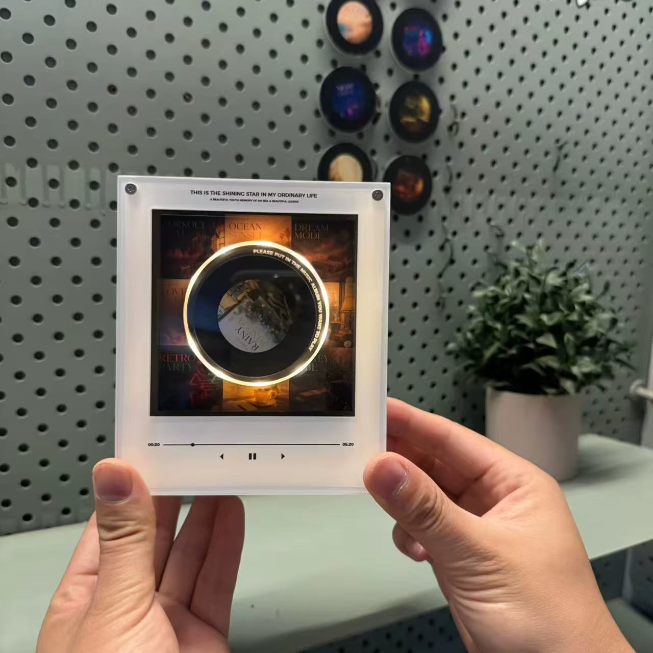 OEM ODM Custom Photo Rotating CD Music Fridge Magnet LED Light NFC Acrylic Speaker Bulk Supply